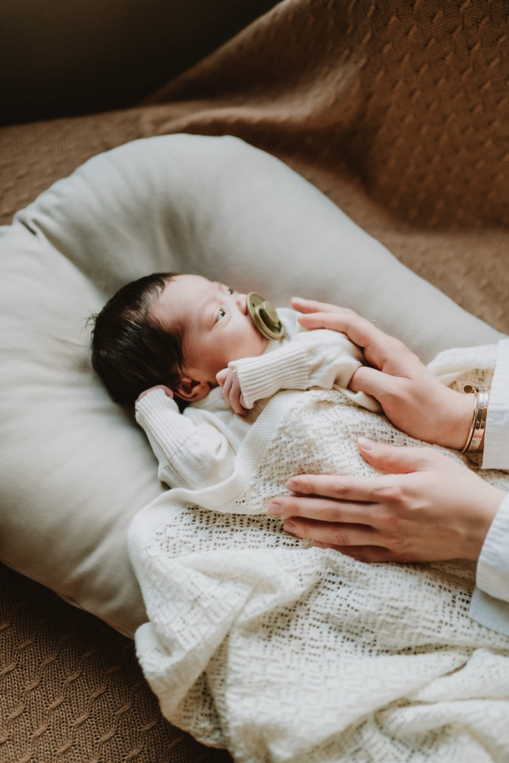 BABY GIFT SET DELIGHT (baby blanket & bonnet)