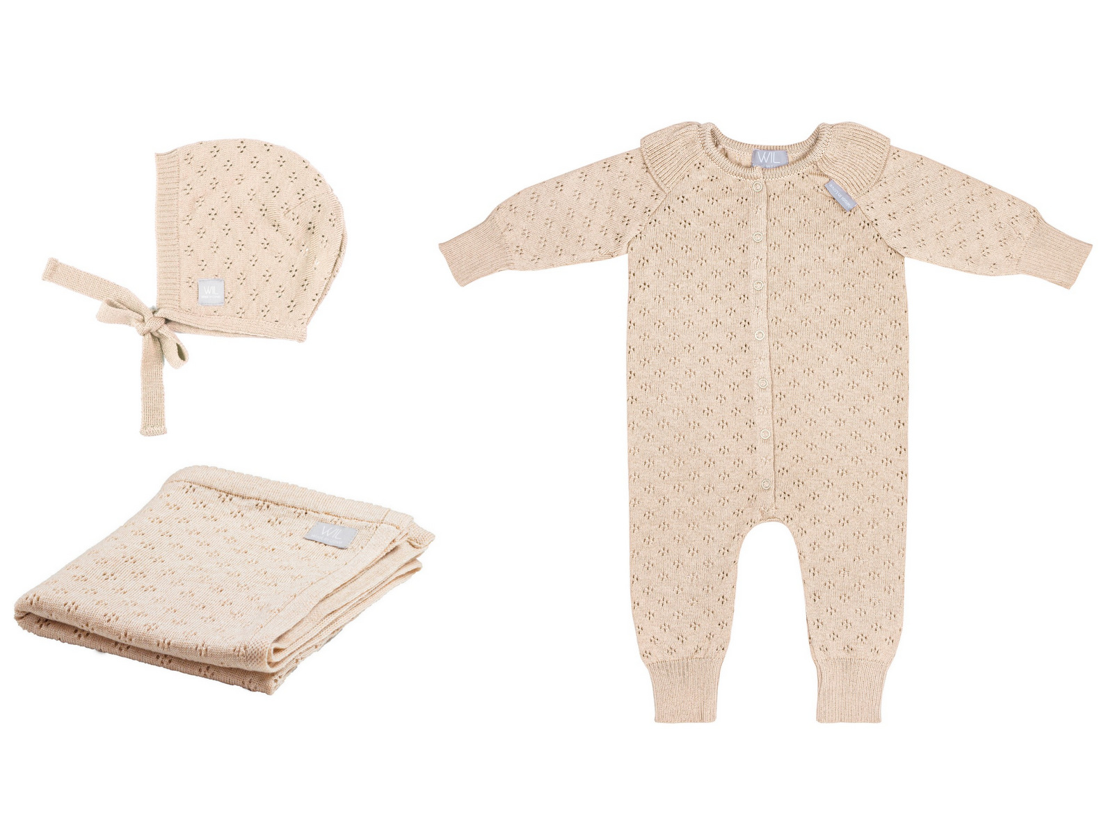 LARGE BABY GIFT SET LOVE (baby blanket, onesie & bonnet)