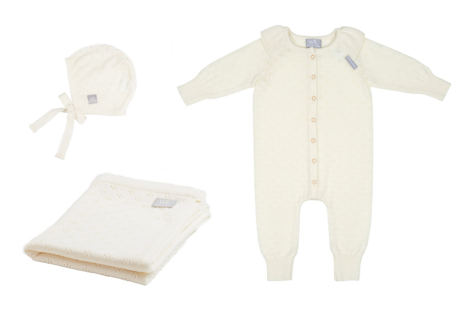 LARGE BABY GIFT SET LOVE (baby blanket, onesie & bonnet)
